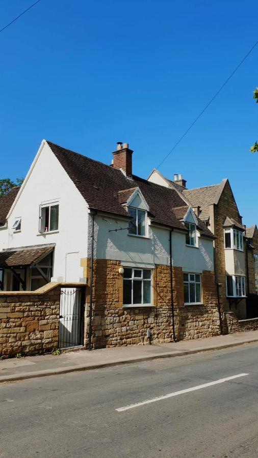Вилла The Old Bank Beautiful Cotswold House With Huge Garden Mickleton  Экстерьер фото