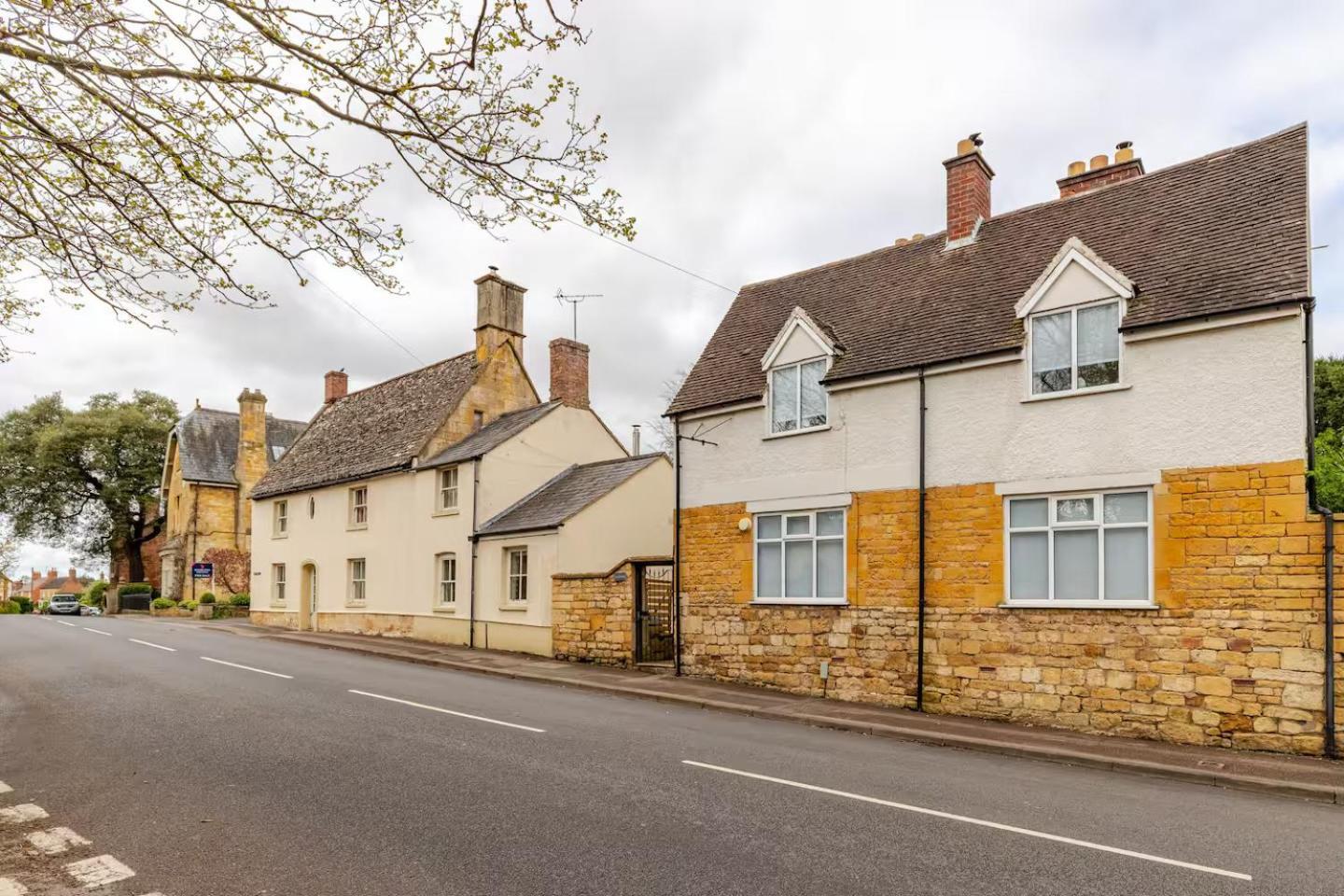 Вилла The Old Bank Beautiful Cotswold House With Huge Garden Mickleton  Экстерьер фото